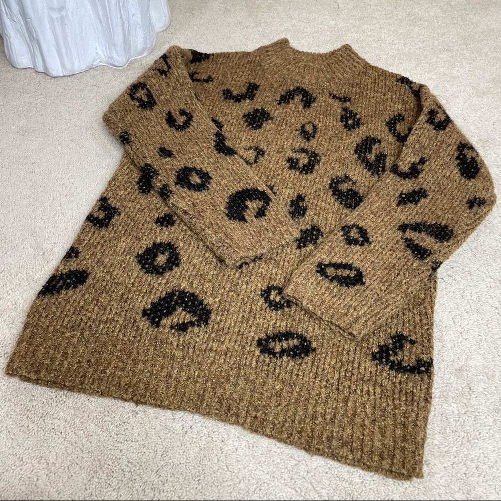 Universal Thread Chunky Leopard Pullover Sweater - Picture 10 of 10